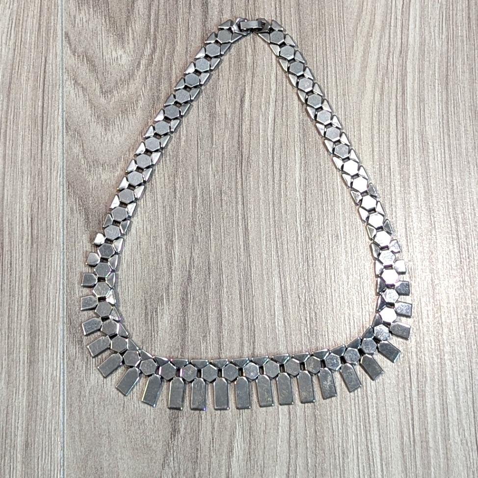 Vtg Bcbg Maxazria Shiny Silver Geometric Metal Flat Link Chain Plate Necklace 70$